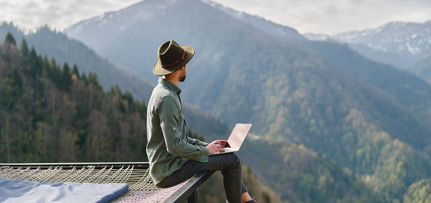Chuyến Hành Trình Freelancer: Bước Đầu Tiên Để Sống Đúng Chất "Tự Do"